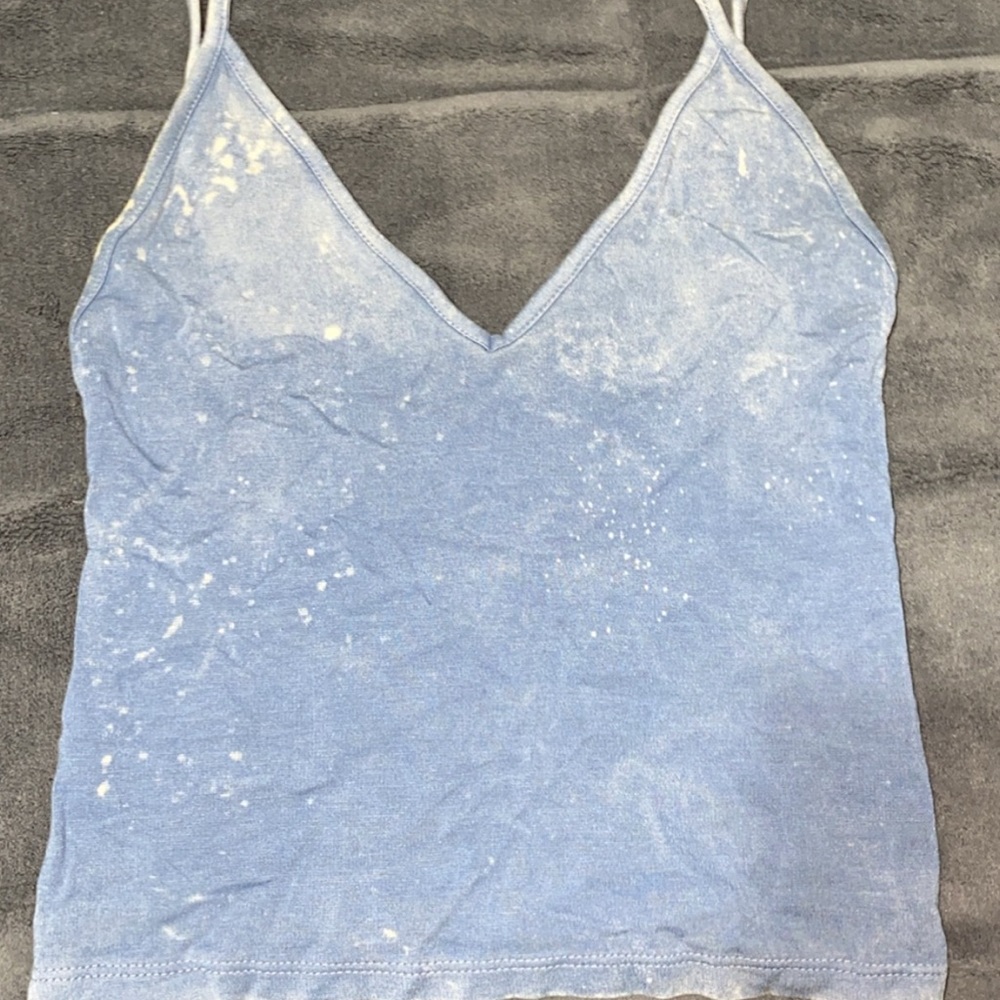 Tank top. Semi cropped